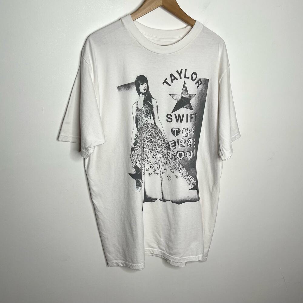 The Eras Tour Short Sleeve Oversized T Shirt Large White Swifty Double Sided - Picture 2 of 9